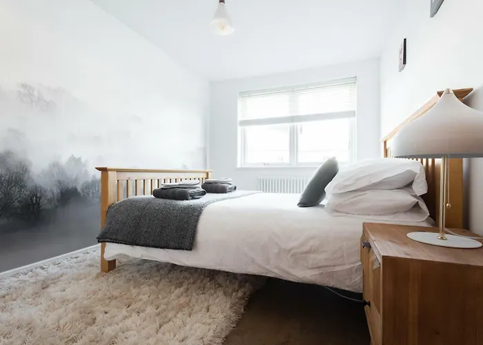 The Jericho Escape - Comfortable & Modern 4Bdr House